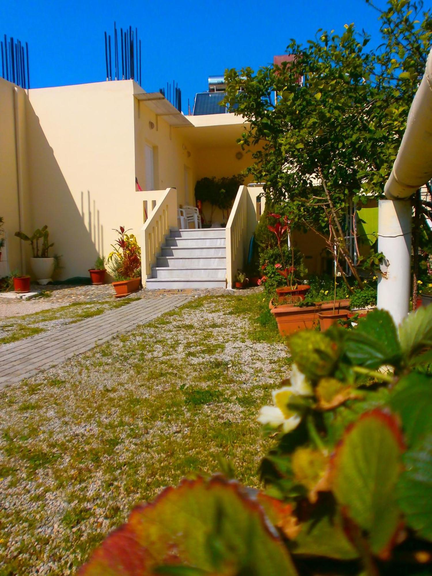 Zinovia Apartment Kato Daratso Bilik gambar