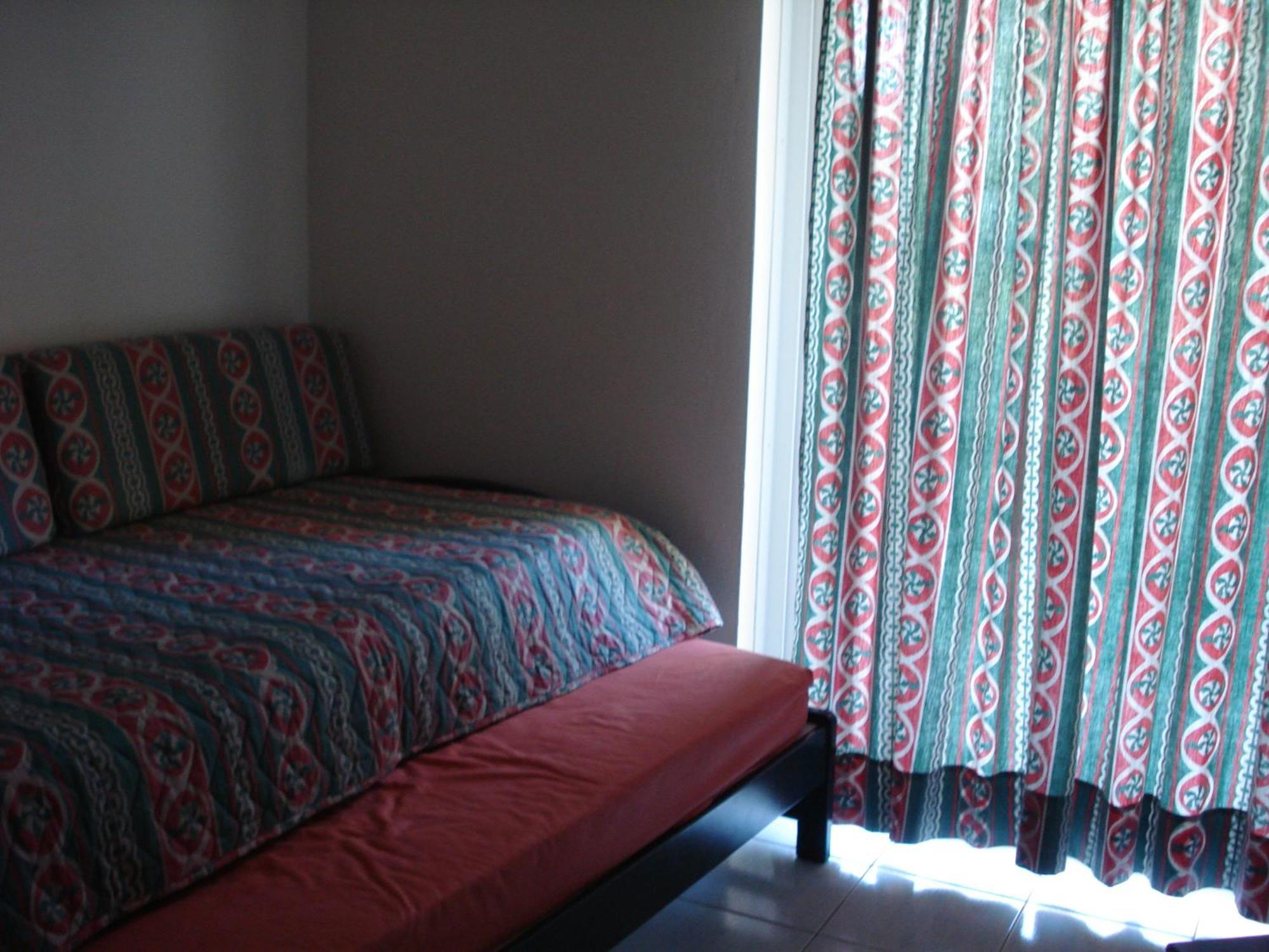 Zinovia Apartment Kato Daratso Bilik gambar